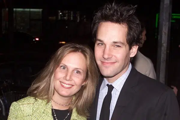 Quelle est la différence d’âge entre Paul Rudd et sa femme Julie Yaeger ?